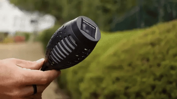 Solar Flame Lights – Realistic Flickering Flames for Outdoor Ambiance